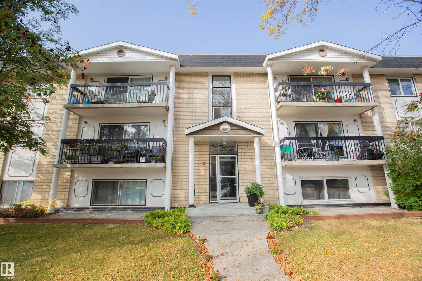 Photo de la propriété:  11112 129 Street NW 33  AB T5M 0Y5 