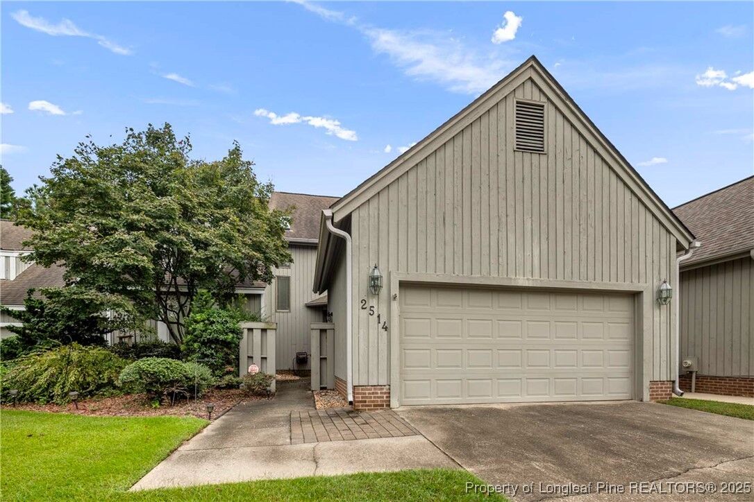 Property Photo: 2514 Woodwind Drive NC 28304