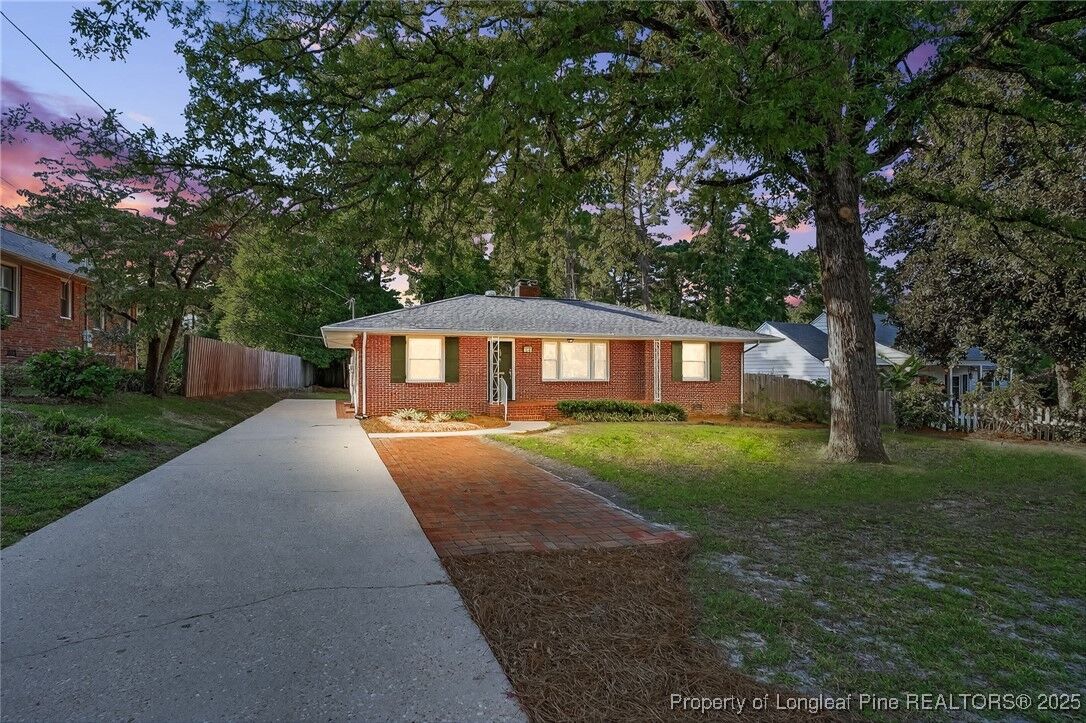 Property Photo: 521 Vista Drive NC 28305
