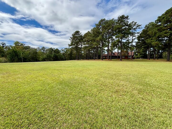 Property Photo:  142 Gammage Rd  AL 36027