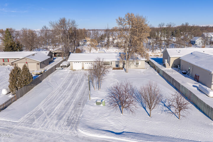 Property Photo: 508 Rosie Lane N ND 58554