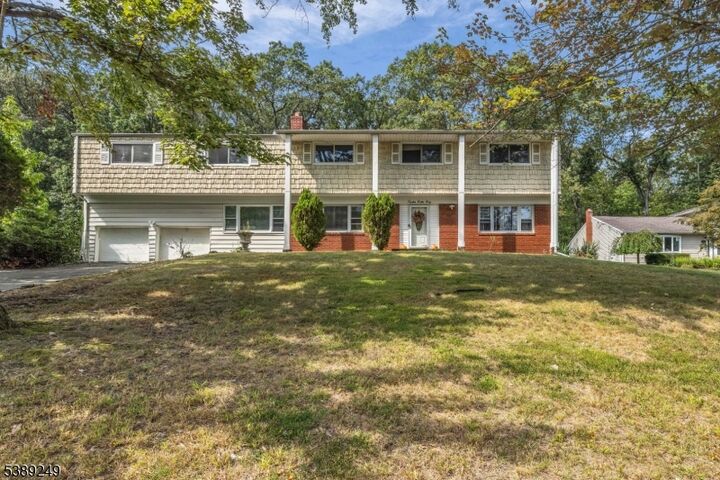 12 Celtic Way  Parsippany-Troy Hills Twp. NJ 07054 photo
