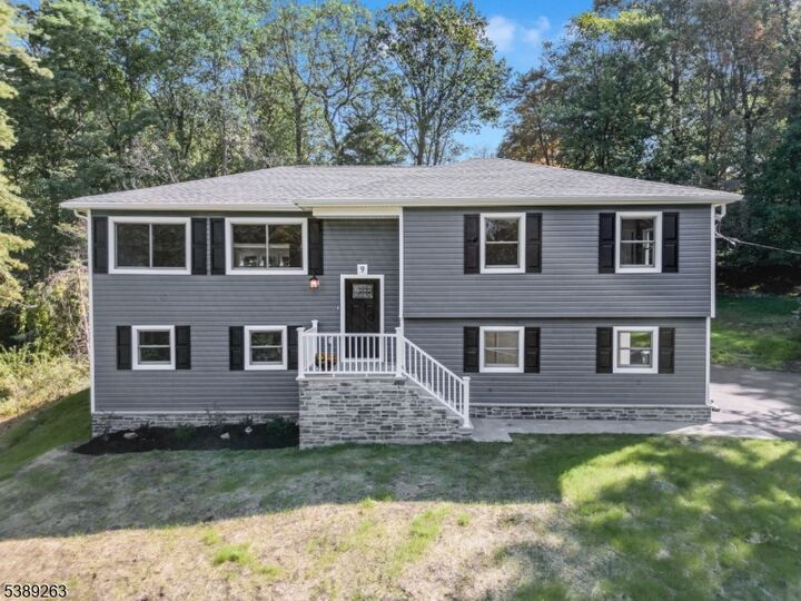 9 Dorothy Dr  Morris Twp. NJ 07960 photo