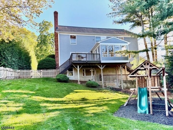 Property Photo:  21 Beechwood Dr  NJ 07960 