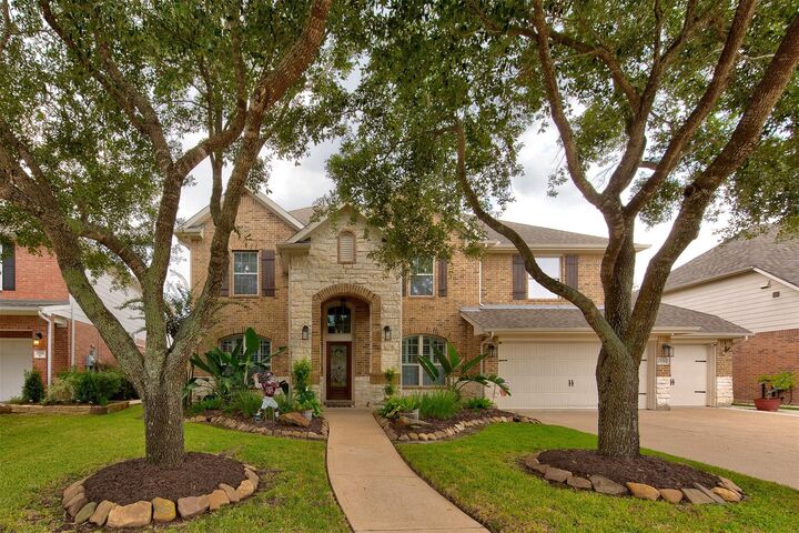 Property Photo:  2116 Quiet Falls Lane  TX 77573 