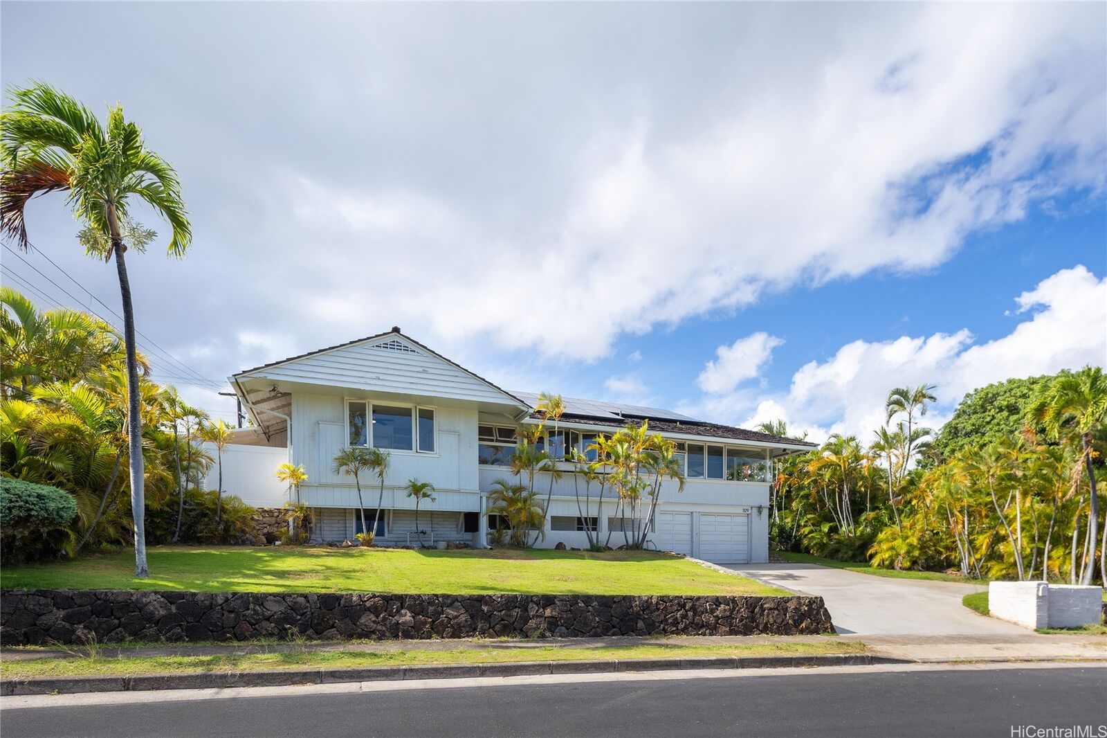Property Photo: 1129 Koloa Street HI 96816