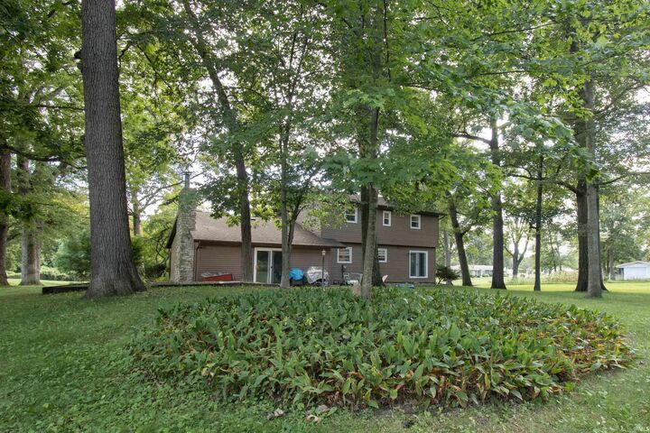 Property Photo:  505 Oak Crest Drive  IN 46755 