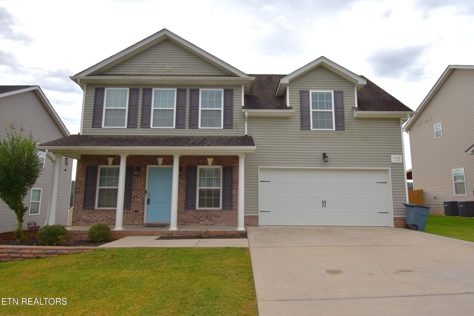 Property Photo:  1740 Point Wood Drive  TN 37920 