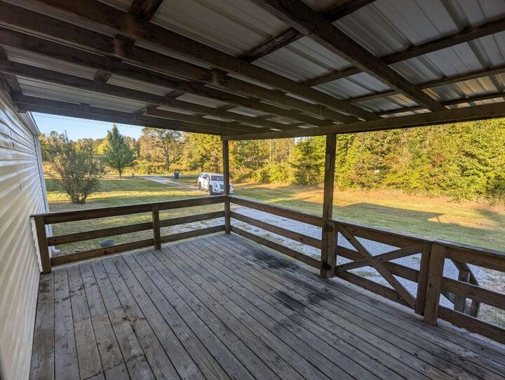 Property Photo: 1221 Dean Hundley Road KY 40729