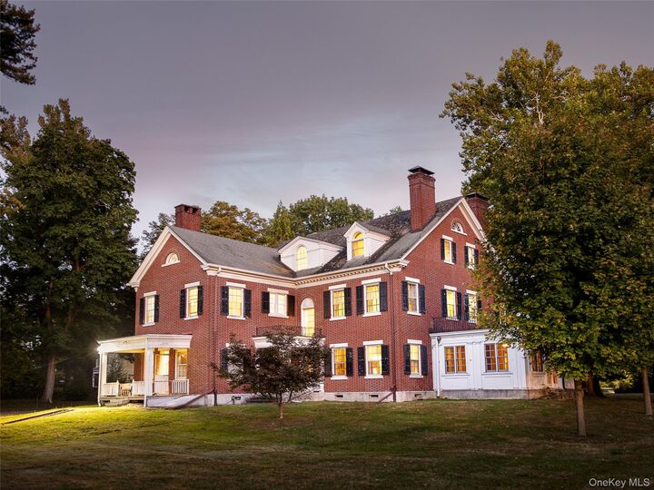 63 Colonial Avenue  Warwick (Village) NY 10990 photo