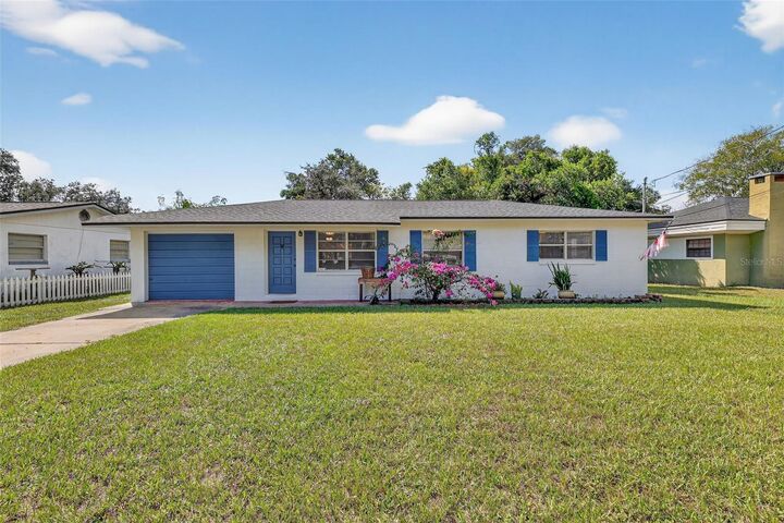 Property Photo:  2013 Vine Street  FL 34748 