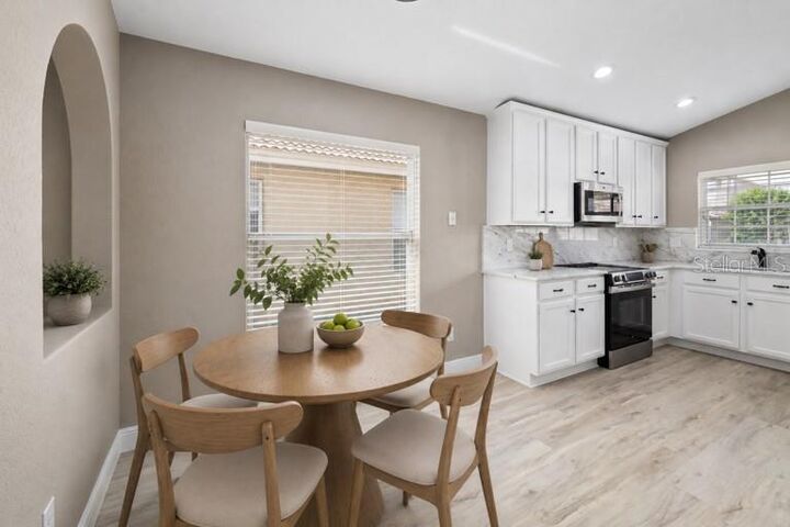 Property Photo:  934 Torrey Pine Drive  FL 32708 