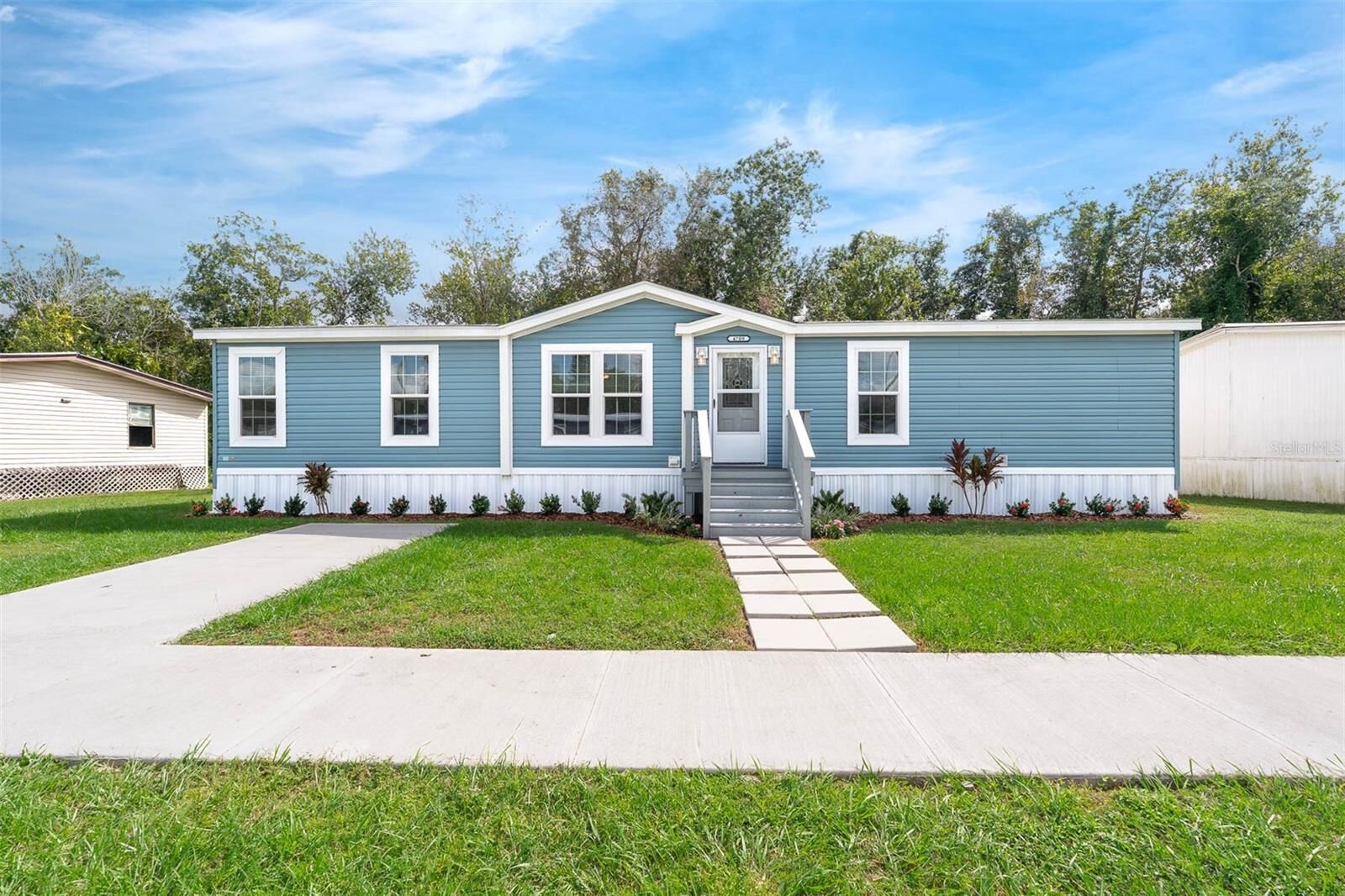 Property Photo:  4709 Dunkeld Avenue  FL 32822 