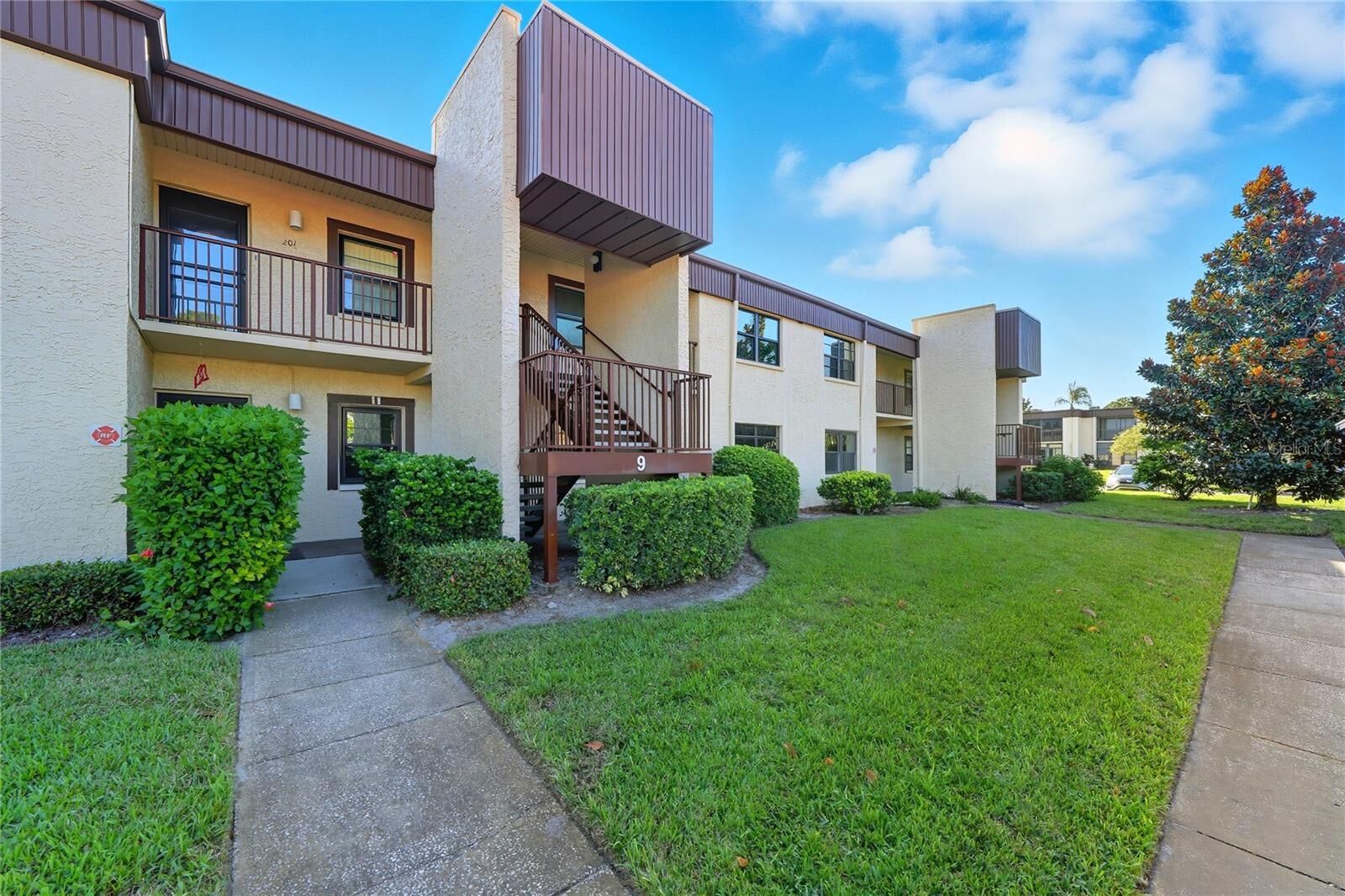 Property Photo: 2400 Winding Creek Boulevard 9-202 FL 33761