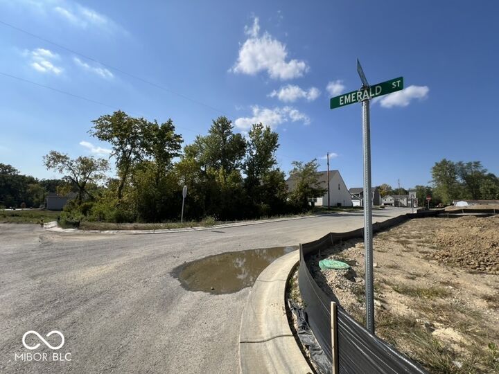 Property Photo:  2872 Emerald Street  IN 46268 