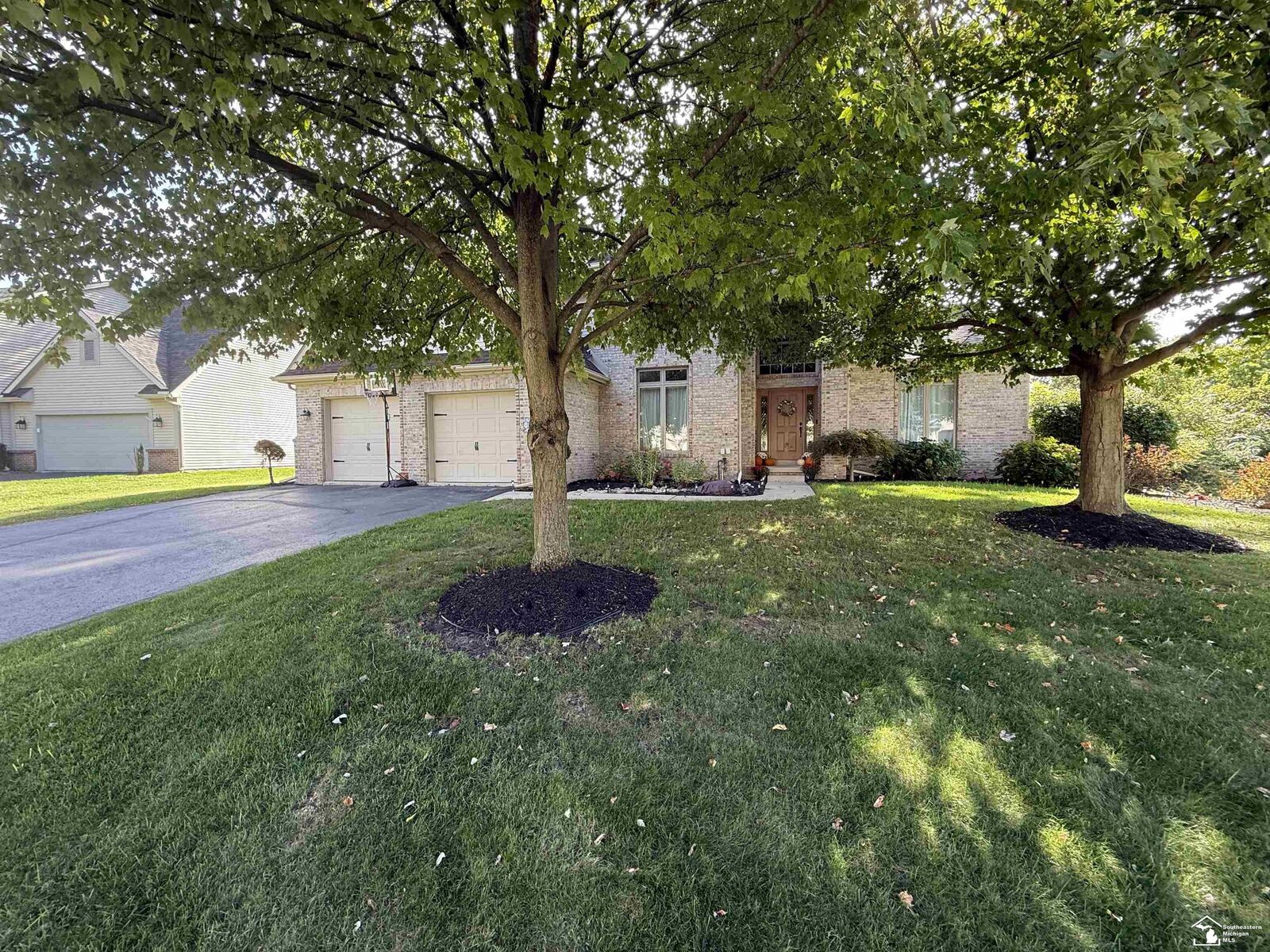 Property Photo: 6749 Stonegate Drive MI 48182