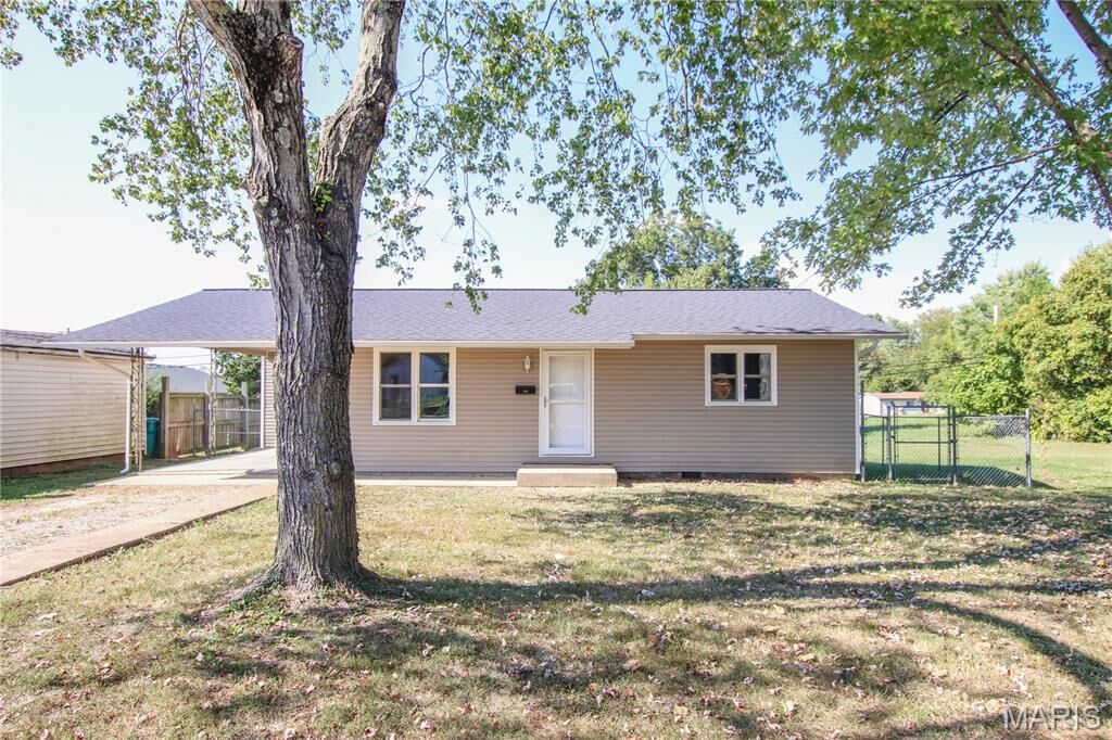 Property Photo:  123 E Vine Street  MO 63080 