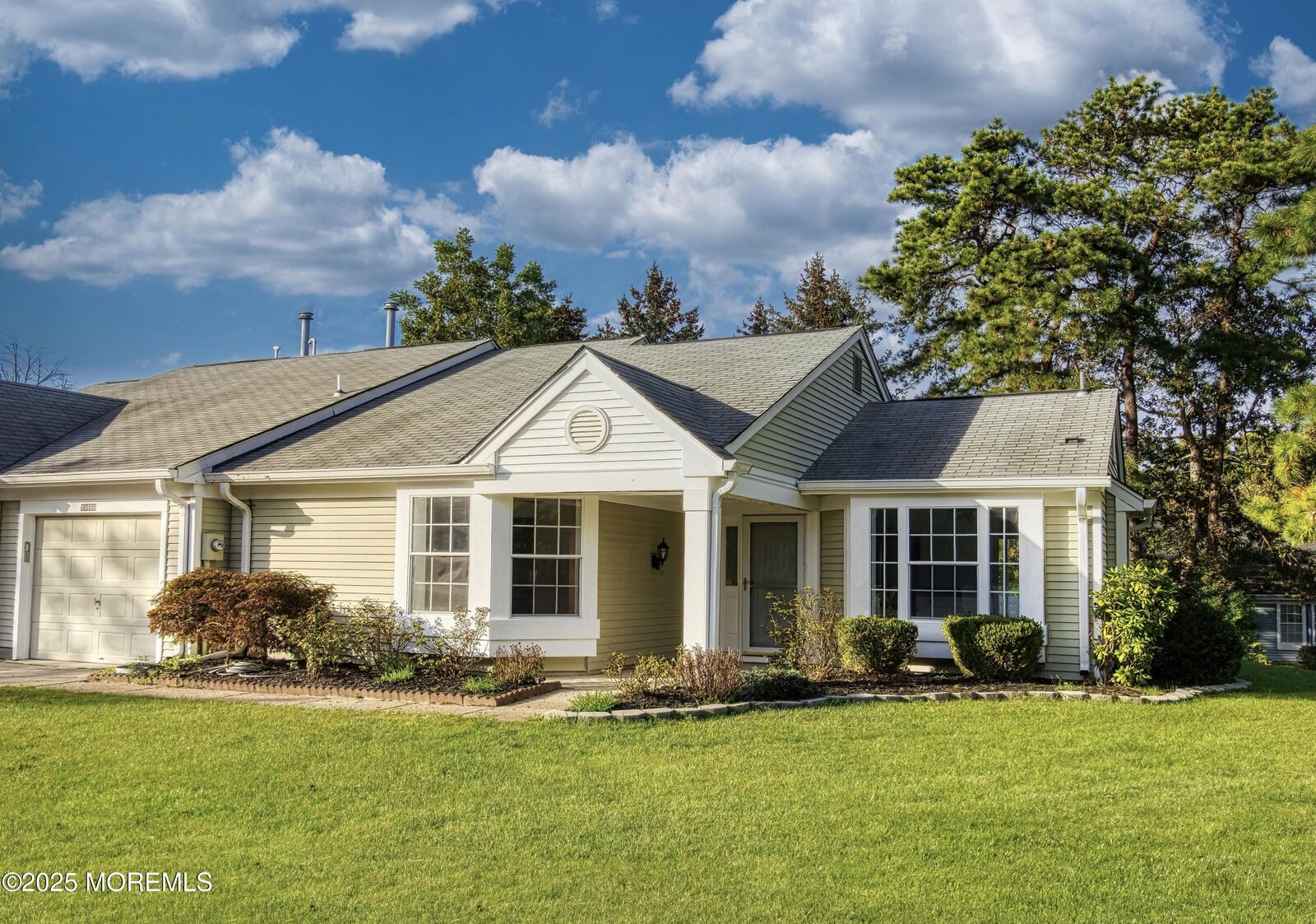 Property Photo:  1048B Buckingham Drive B  NJ 08759 