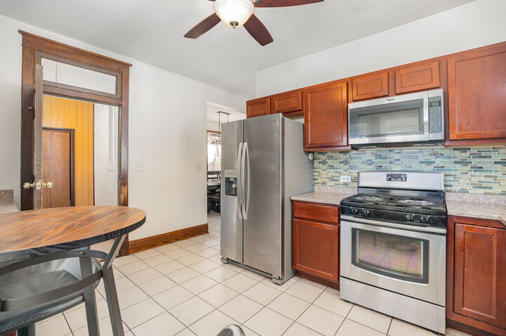 Property Photo: 2343 Gunderson Avenue IL 60402