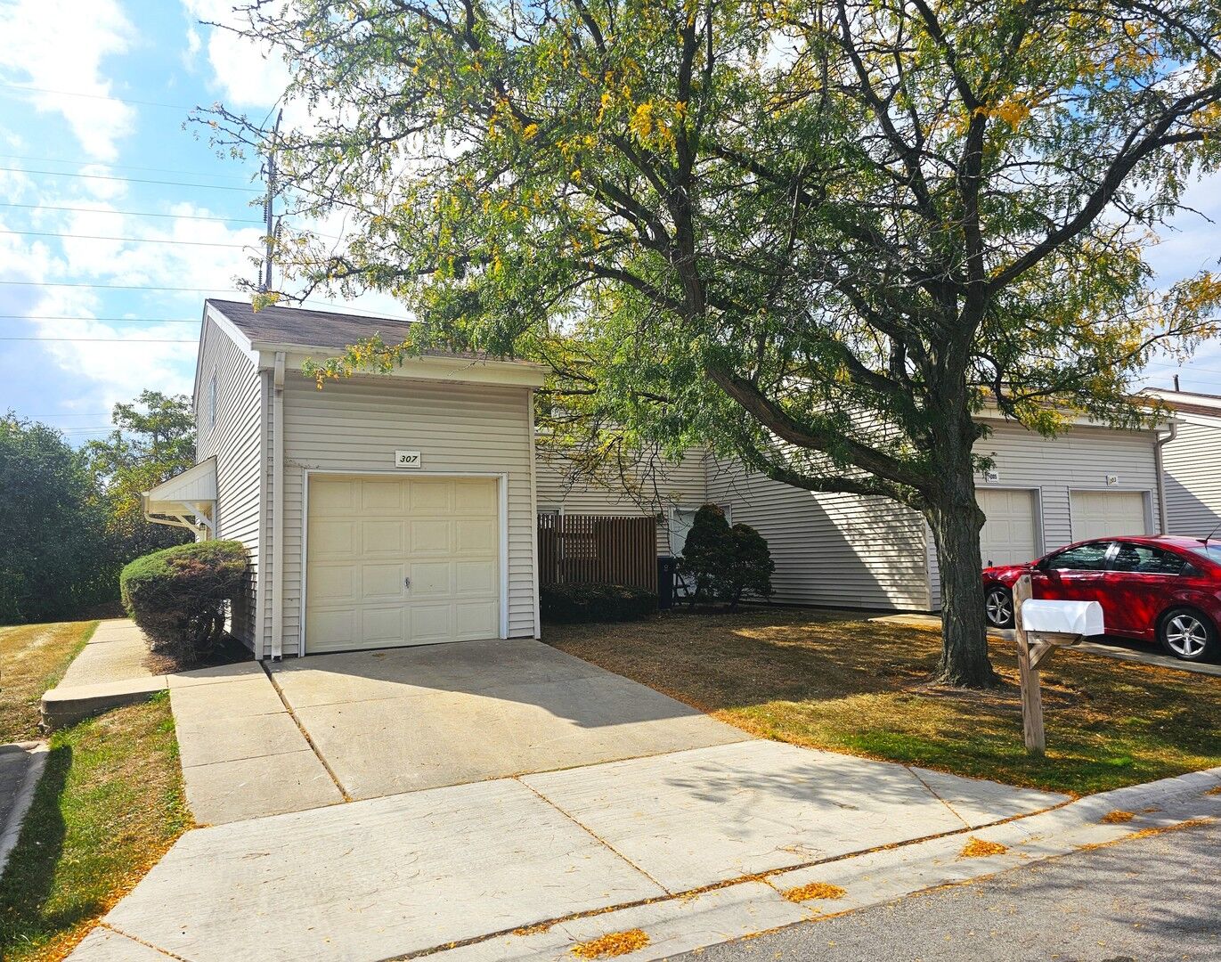 Property Photo: 307 E Alpine Drive IL 60139