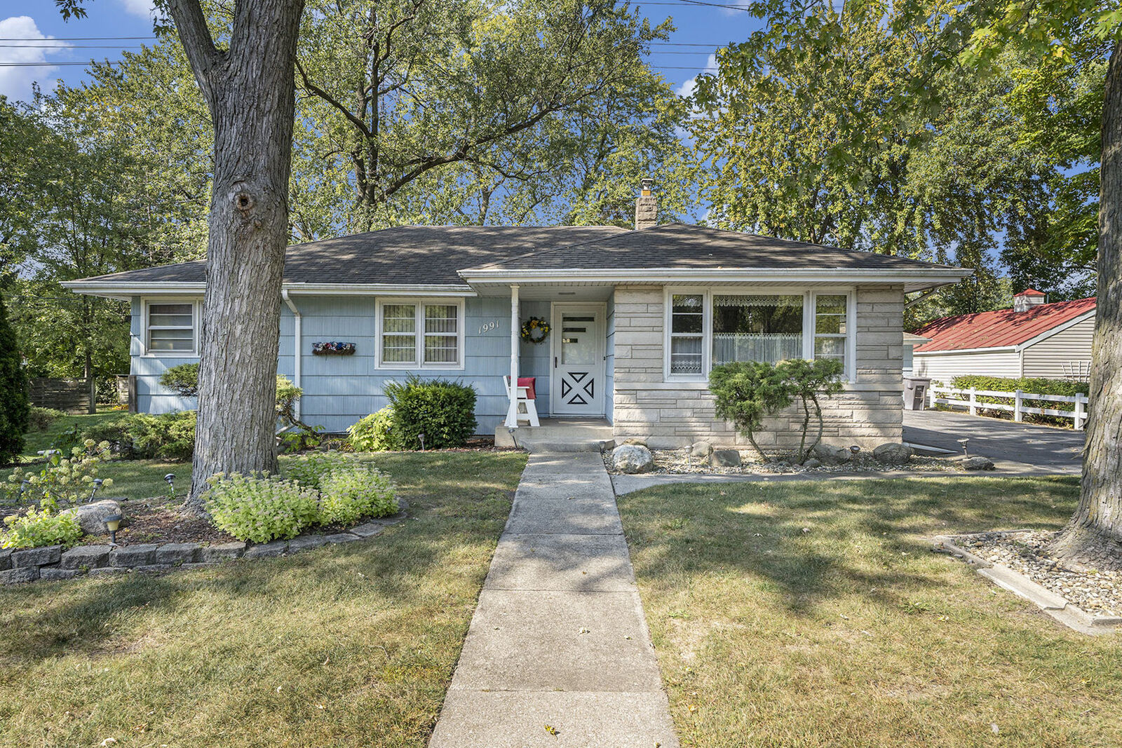 Property Photo: 1991 Indiana Avenue IL 60438