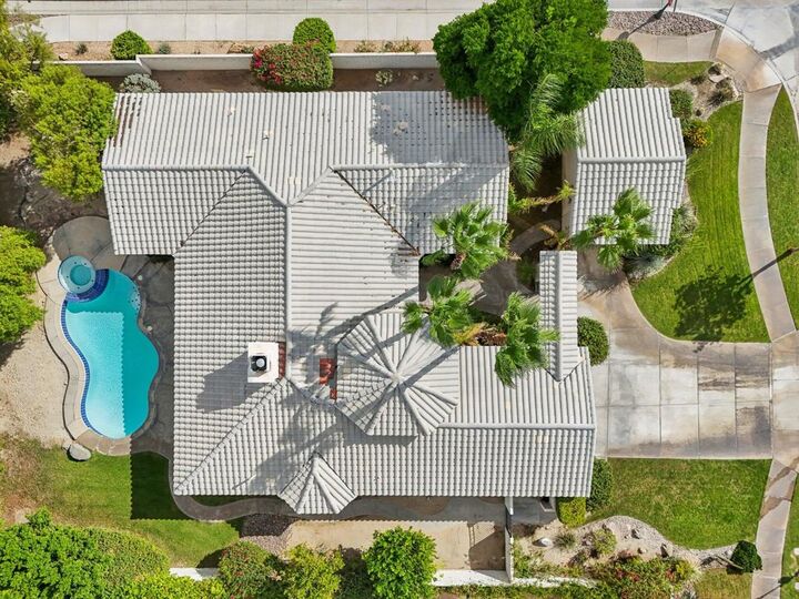 Property Photo: 12 Victoria Falls Drive CA 92270