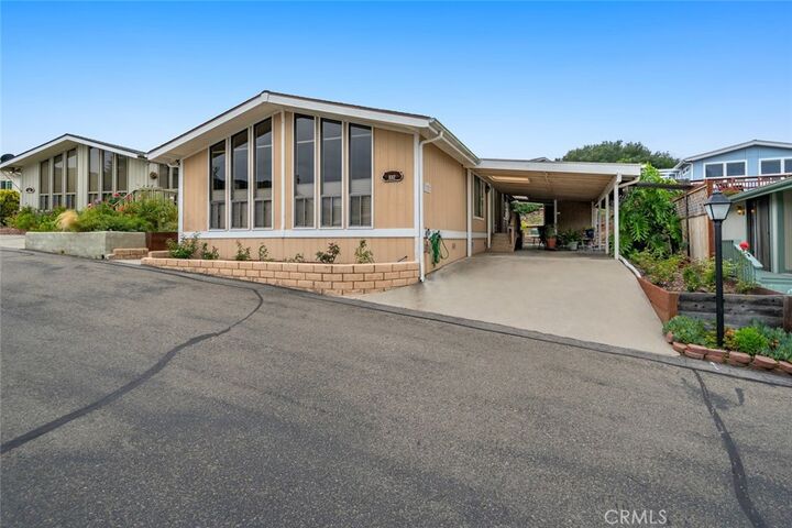 Property Photo:  132 Quail Way  CA 93424 
