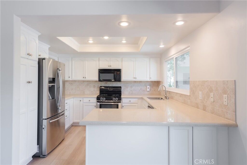 Property Photo: 12 Grenada Court CA 90266