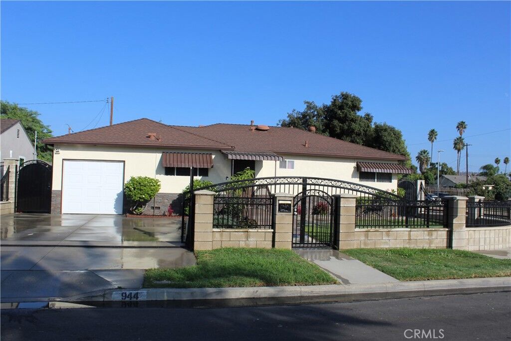 Property Photo:  944 S Sharonlee  CA 91790 
