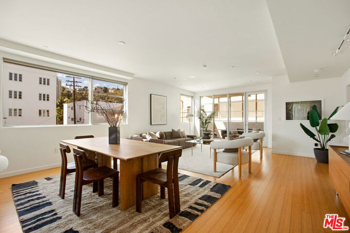Property Photo: 8265 Fountain Avenue 302 CA 90046