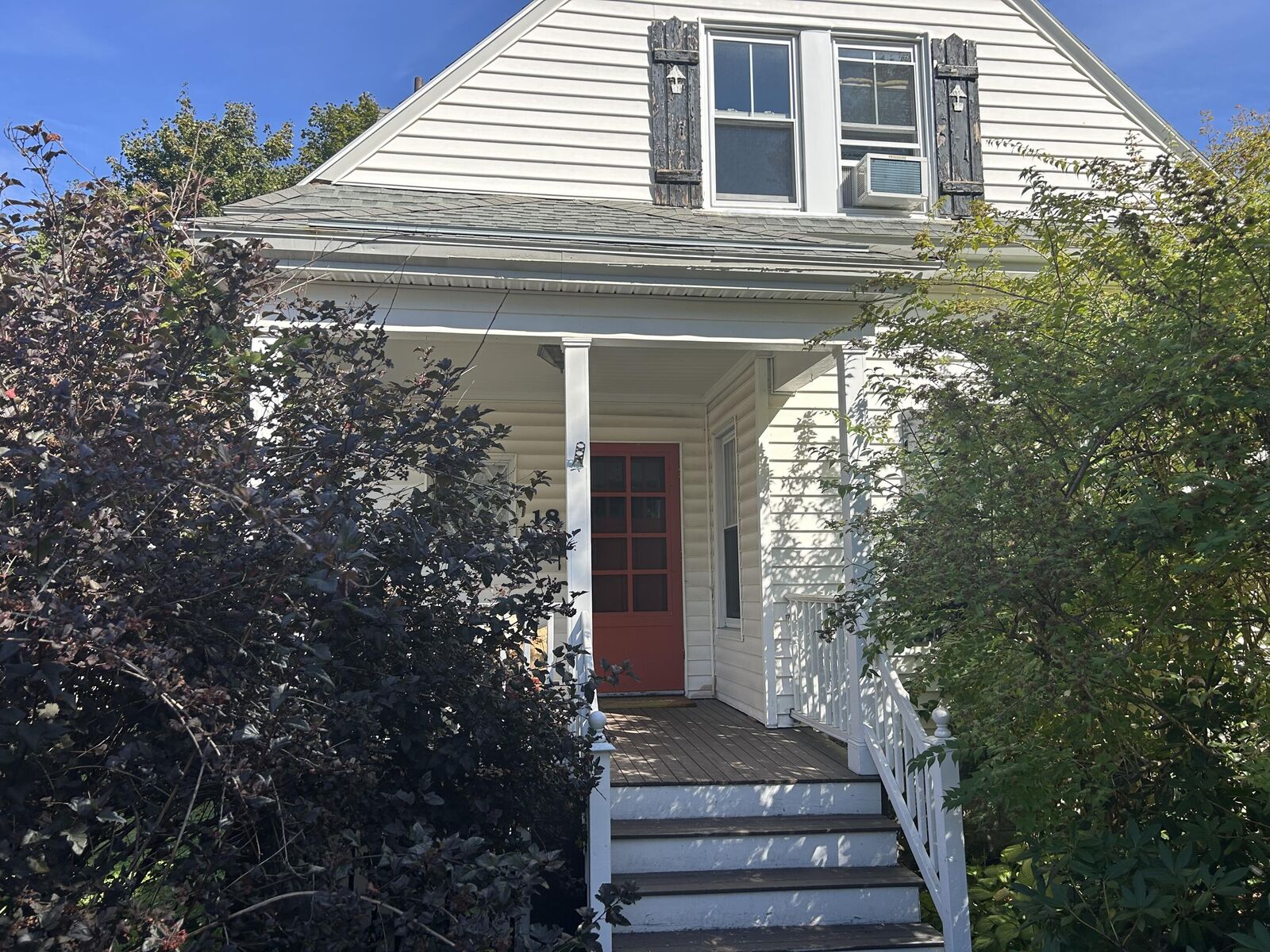 Property Photo:  18 Doyle Street  ME 04092 