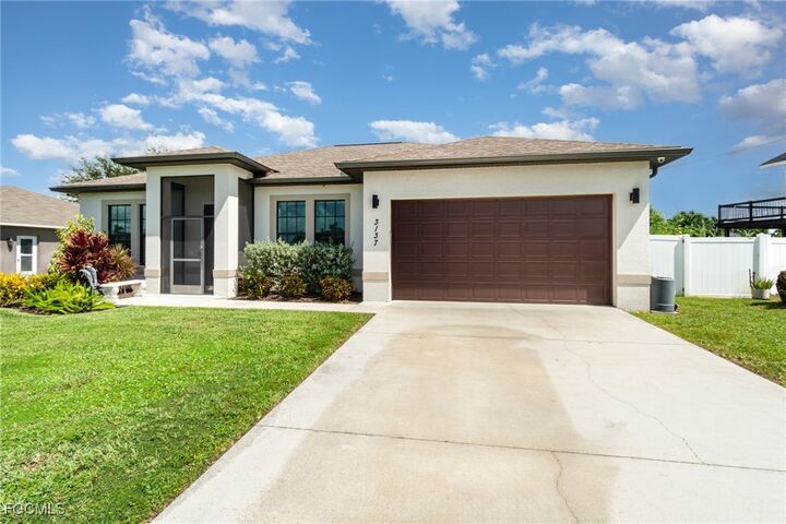 3137 SE 8th Avenue  Cape Coral FL 33904 photo