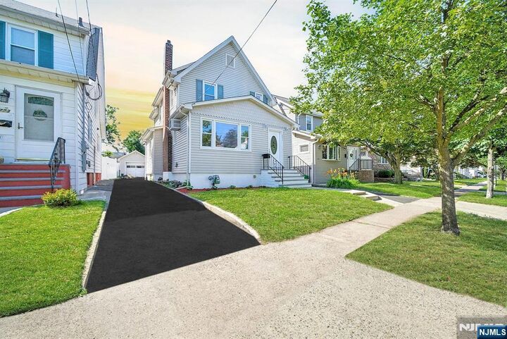 771 5th  Lyndhurst NJ 07071 photo