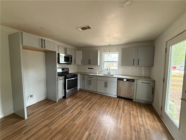 Property Photo:  40580 Ranch Road  LA 70461