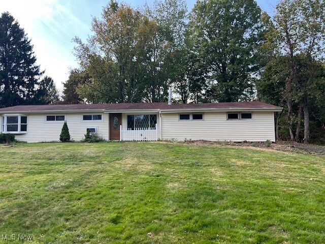 Property Photo:  18832 Maplewood Lane  OH 44023