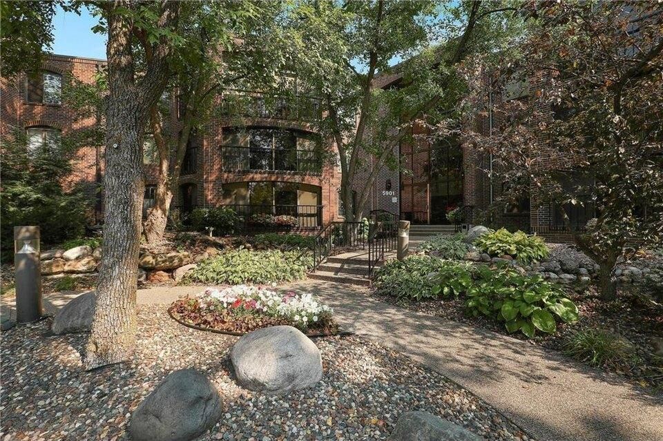 Property Photo:  5901 Laurel Avenue 235  MN 55416 