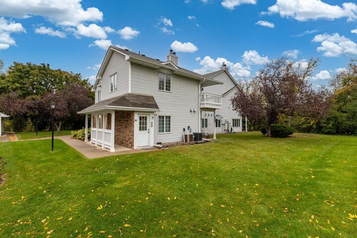 3557 Blue Jay Way 200  Eagan MN 55123 photo