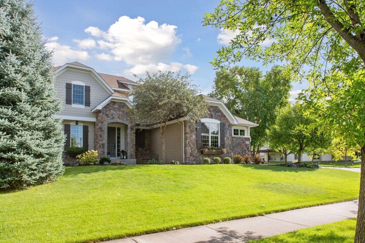 Property Photo:  1732 Carriage Drive  MN 55386 