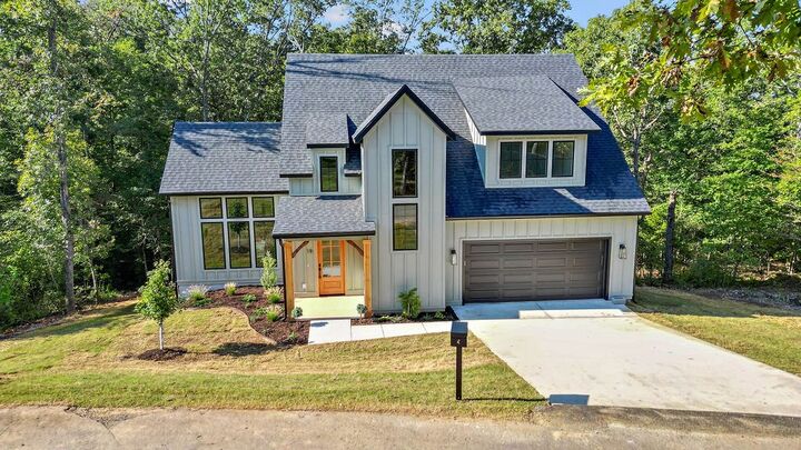 Property Photo:  19 Allonby Circle  AR 72714 