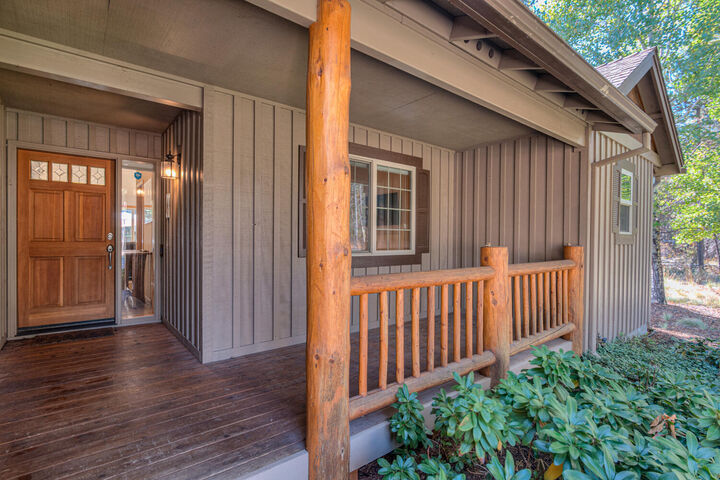 Property Photo: 17295 Azusa Road OR 97707