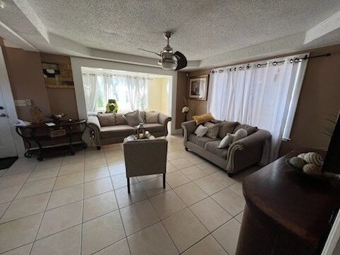 Property Photo:  20 Ashland St 1  MA 01830 