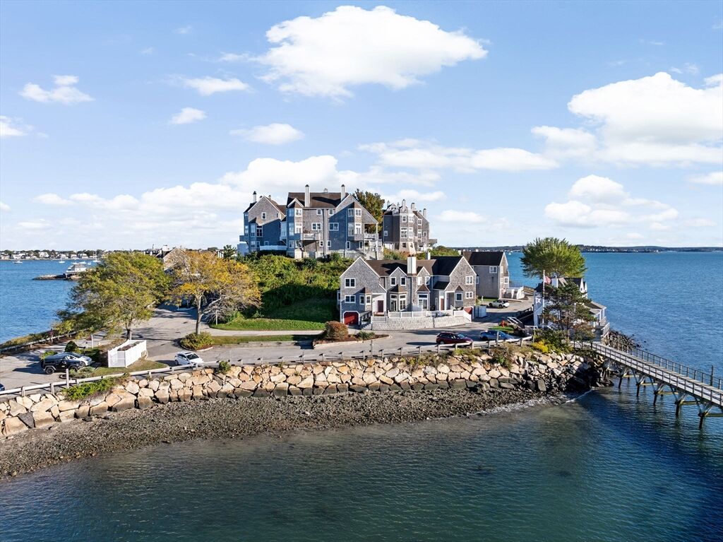 Property Photo:  1 Marina Dr 1  MA 02045 