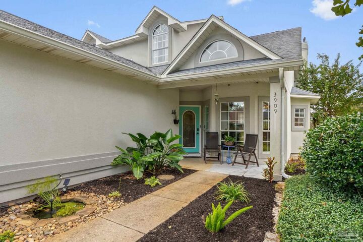 Property Photo: 3909 Tiger Point Blvd FL 32563