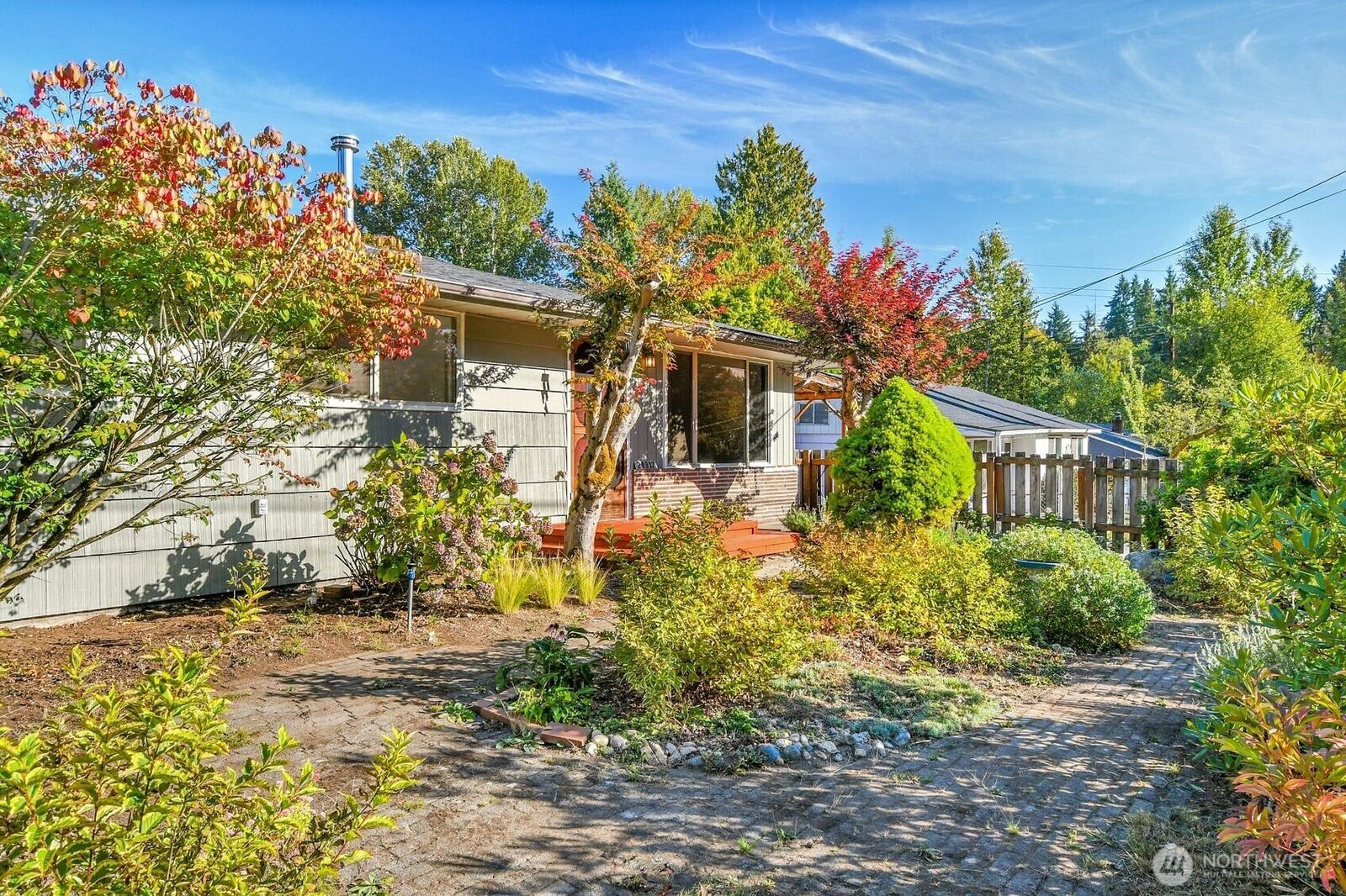 Property Photo:  20917  59th Place W  WA 98036 