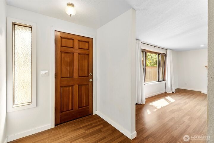 Property Photo:  2413  Lisa Lane  WA 98229 