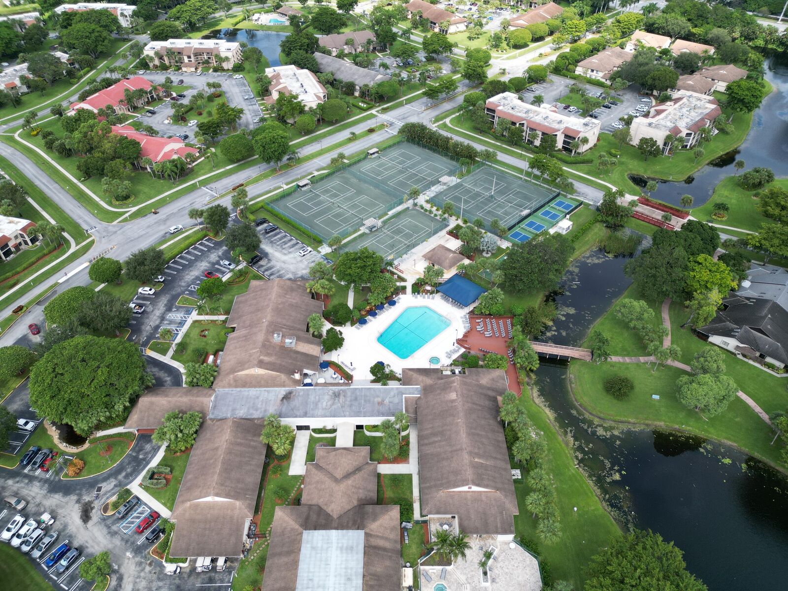 Property Photo: 10110 Cedar Point Boulevard 105 FL 33437