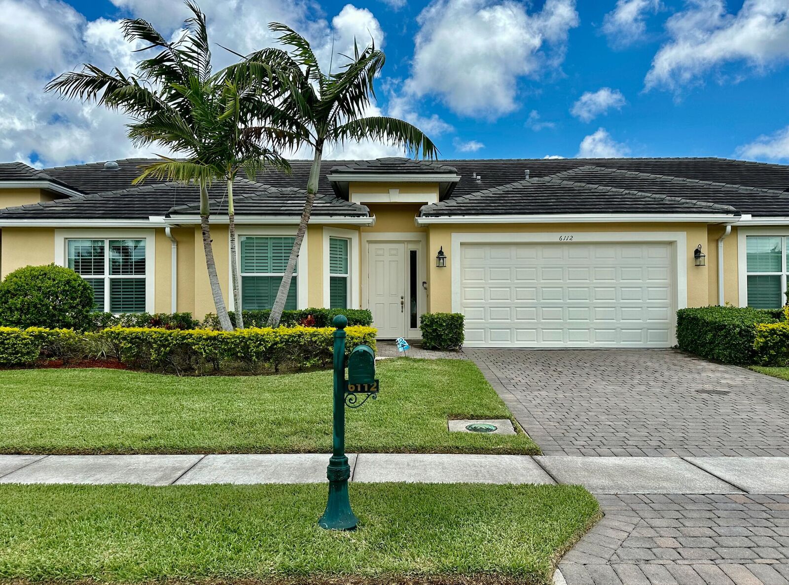 Property Photo:  6112 NW Cullen Way  FL 34983 