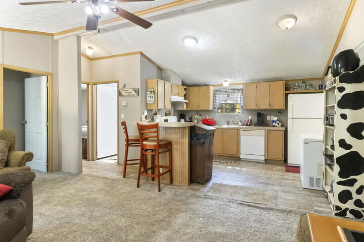 Property Photo:  204 County Road 906  TN 37331 
