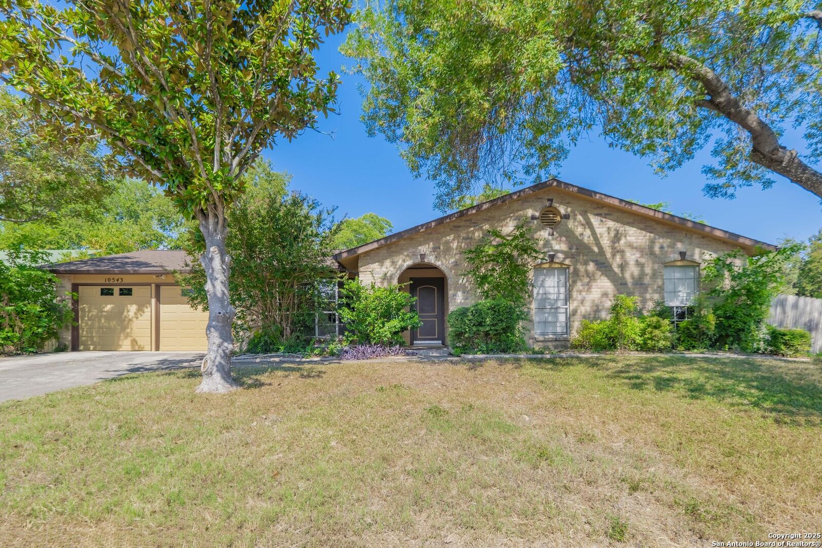 Property Photo:  10543 Big Mesa St  TX 78109 