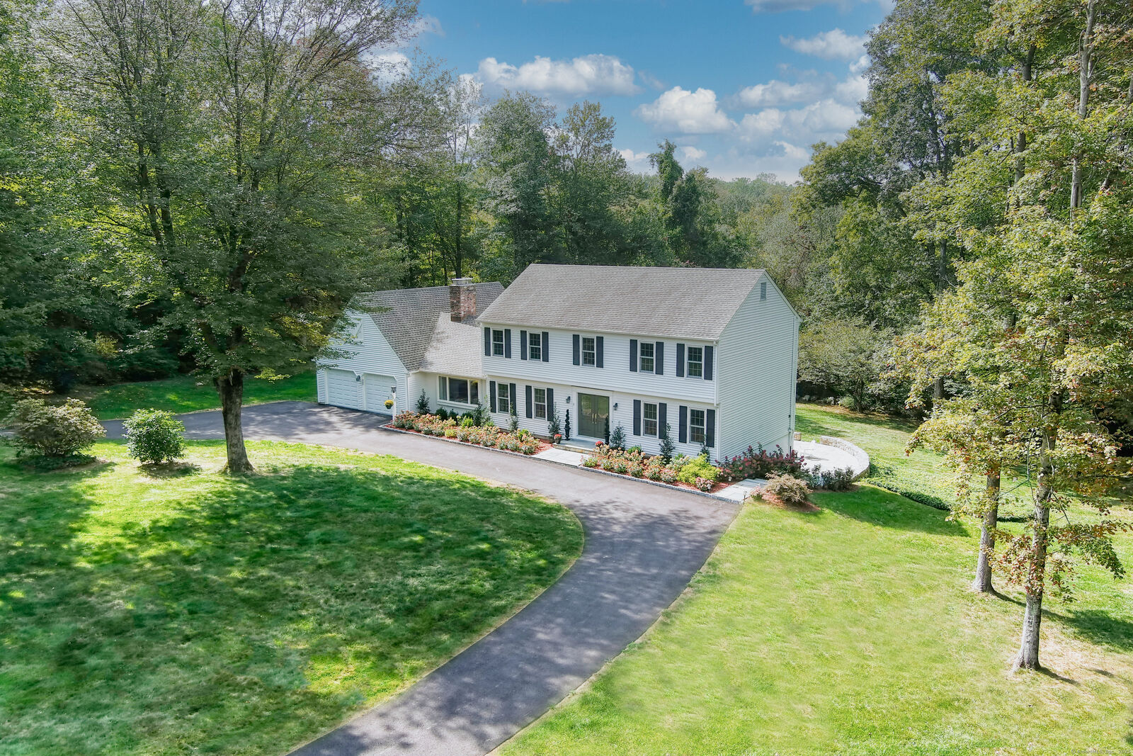 Property Photo: 7 Guardhouse Drive CT 06896